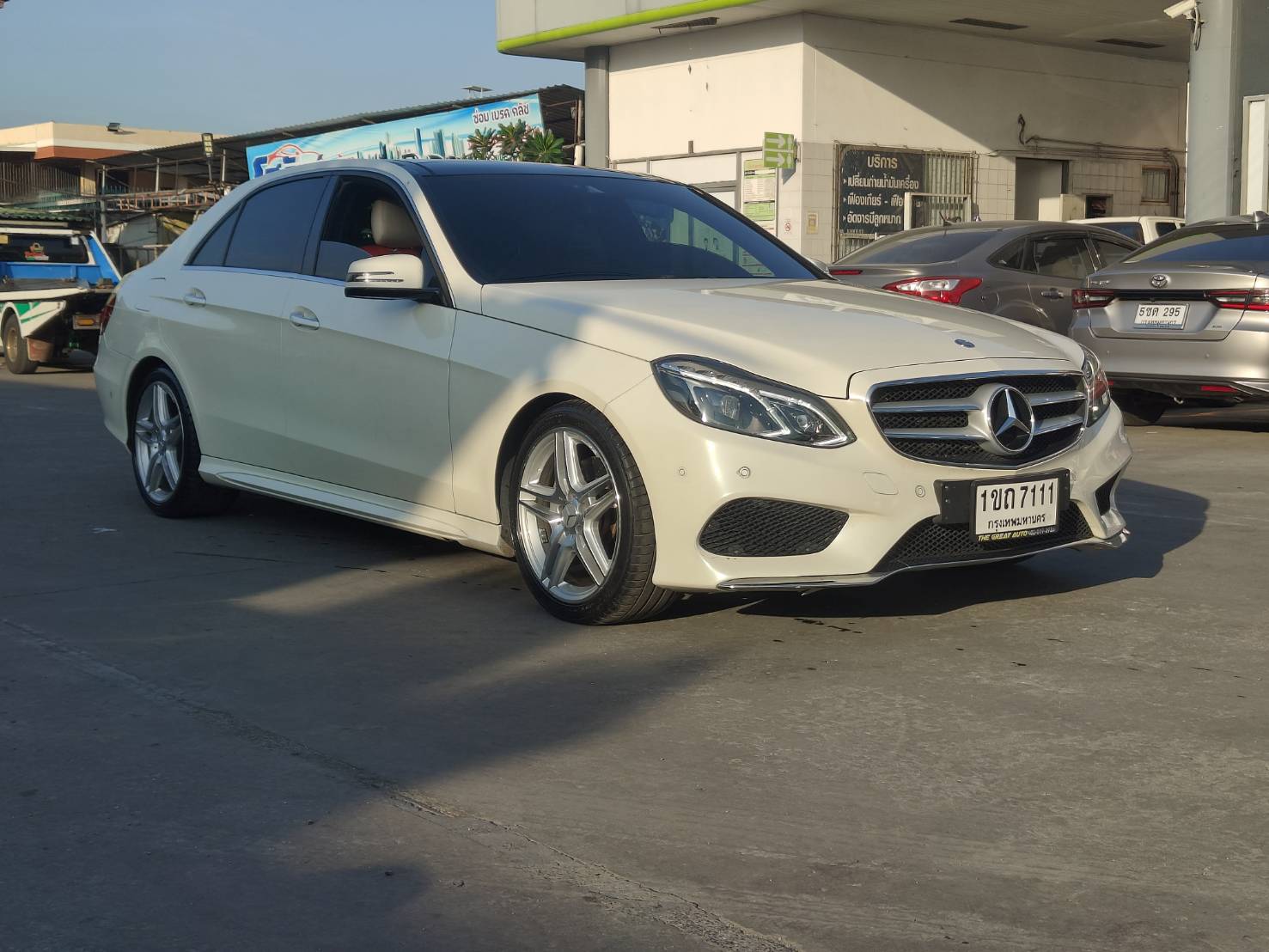 Mercedes-Benz E300 Bluetec Hybrid ตัว TOP หลังคาแก้ว ปี 2013 - Image 3